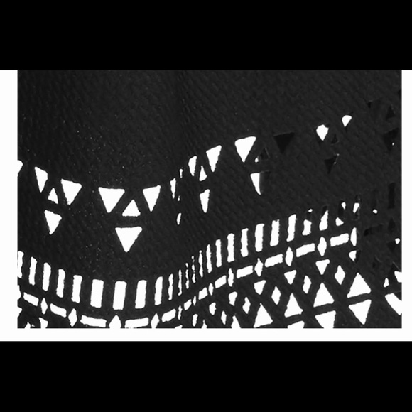 Classy little black dress!  Monteau Girl ~ sz 10-12 - Picture 9 of 9